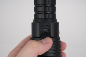 NV-K15 3000mah NEWVEW RECHARGEABLE ALUMINUMALLOY FLASHLIGHT