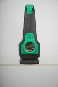 NV-Y03-1 1800mah NEWVEW SOLAR EMERGENCY LIGHT