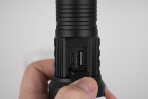 NV-K14 3000mah NEWVEW RECHARGEABLE ALUMINUMALLOY FLASHLIGHT